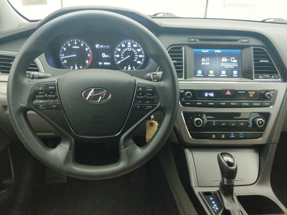 2016 Hyundai Sonata - Driver Dash
