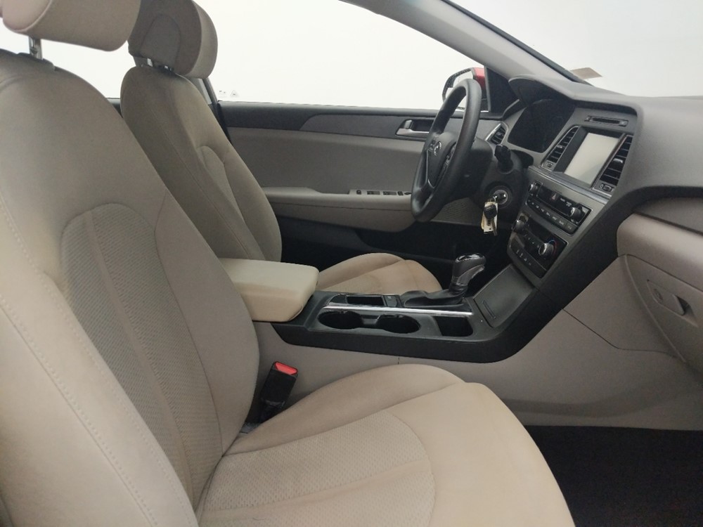 2016 Hyundai Sonata - Passenger Front Seat