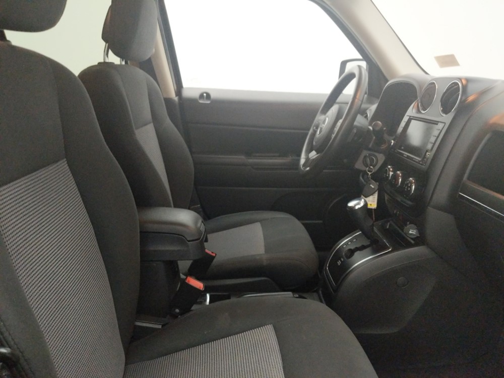 2013 Jeep Patriot - Passenger Front Seat