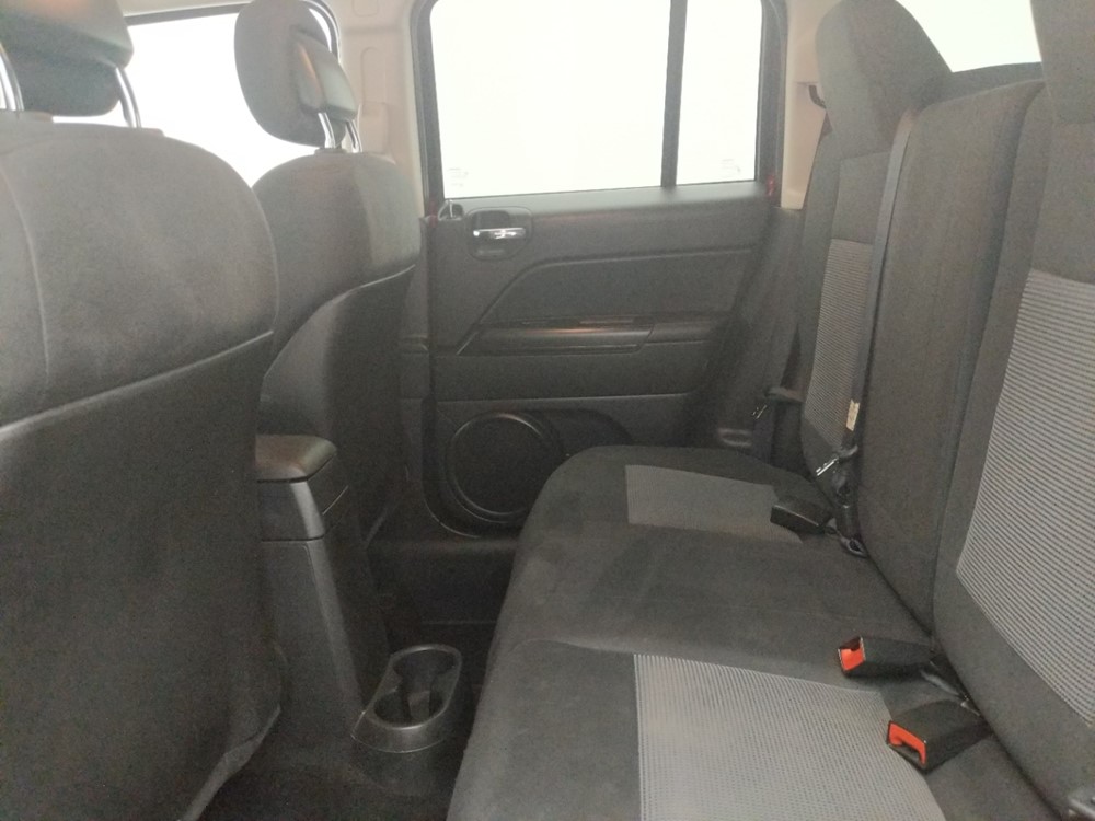 2013 Jeep Patriot - Driver Rear Seat