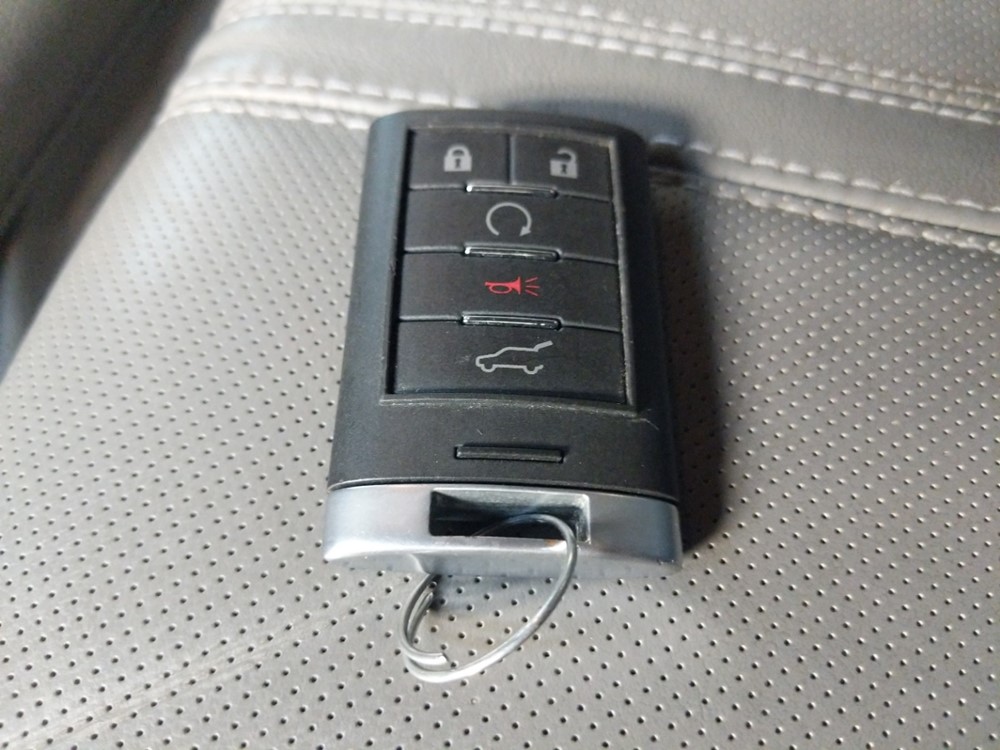 2011 Cadillac SRX - Keys