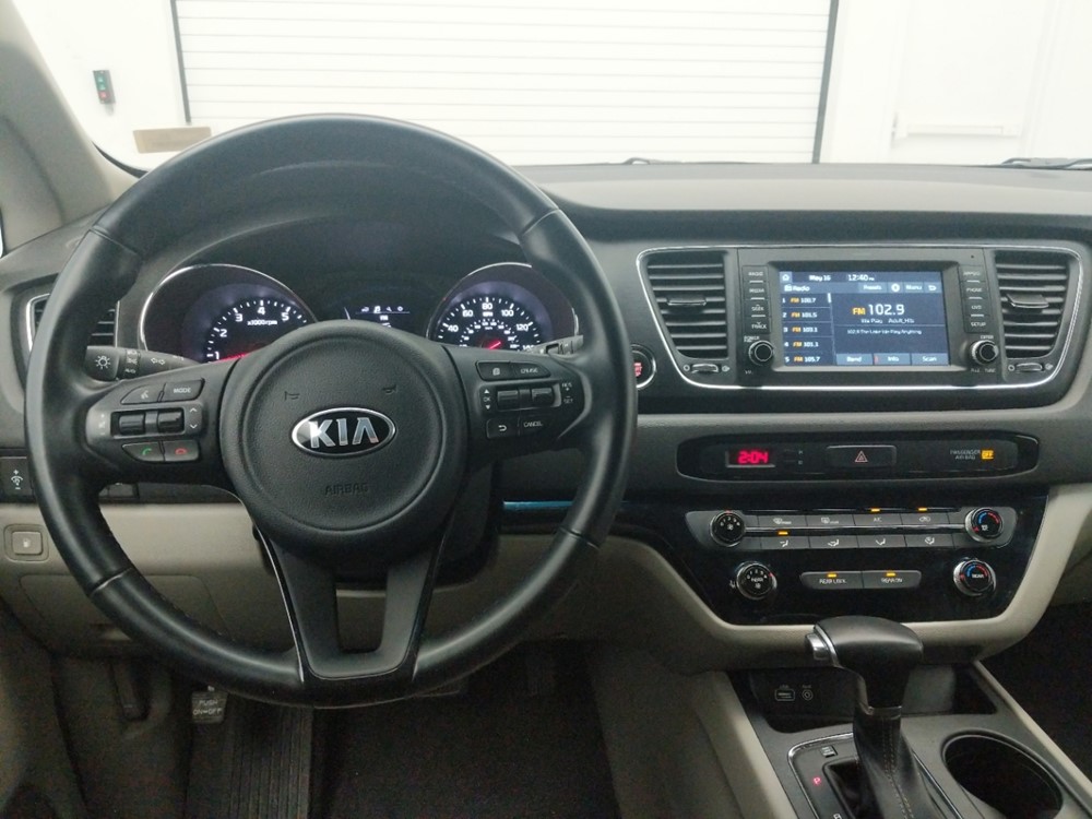 2018 Kia Sedona - Driver Dash