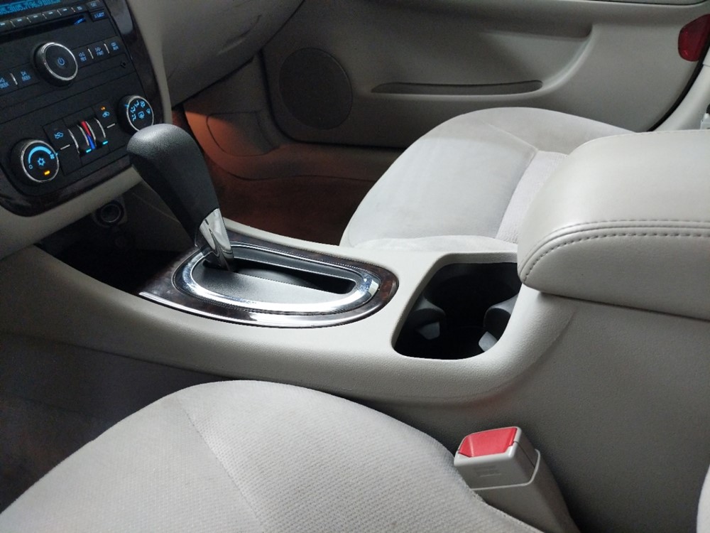2016 Chevrolet Impala - Center Console/Cup Holders