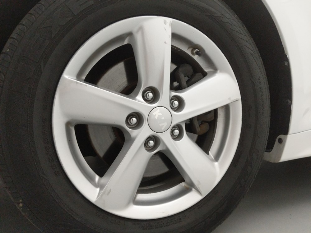 2015 Kia Optima - Wheel