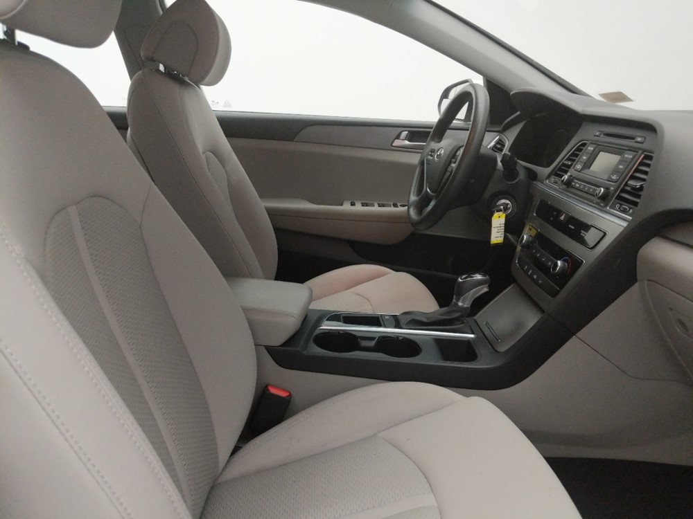 2017 Hyundai Sonata - Passenger Front Seat
