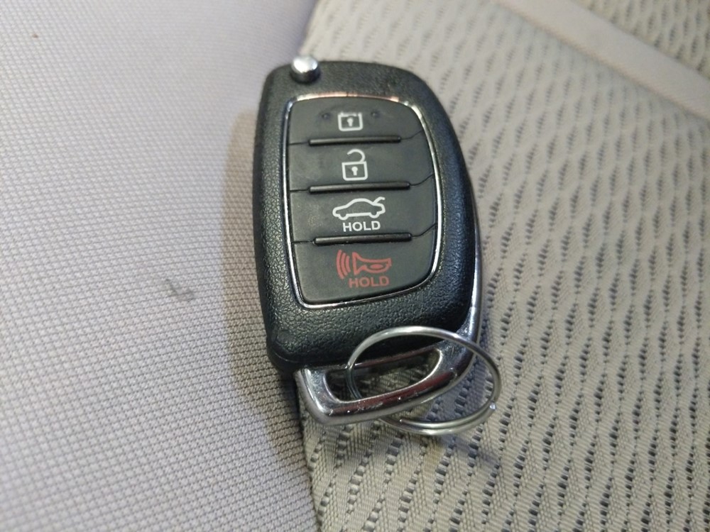 2017 Hyundai Sonata - Keys