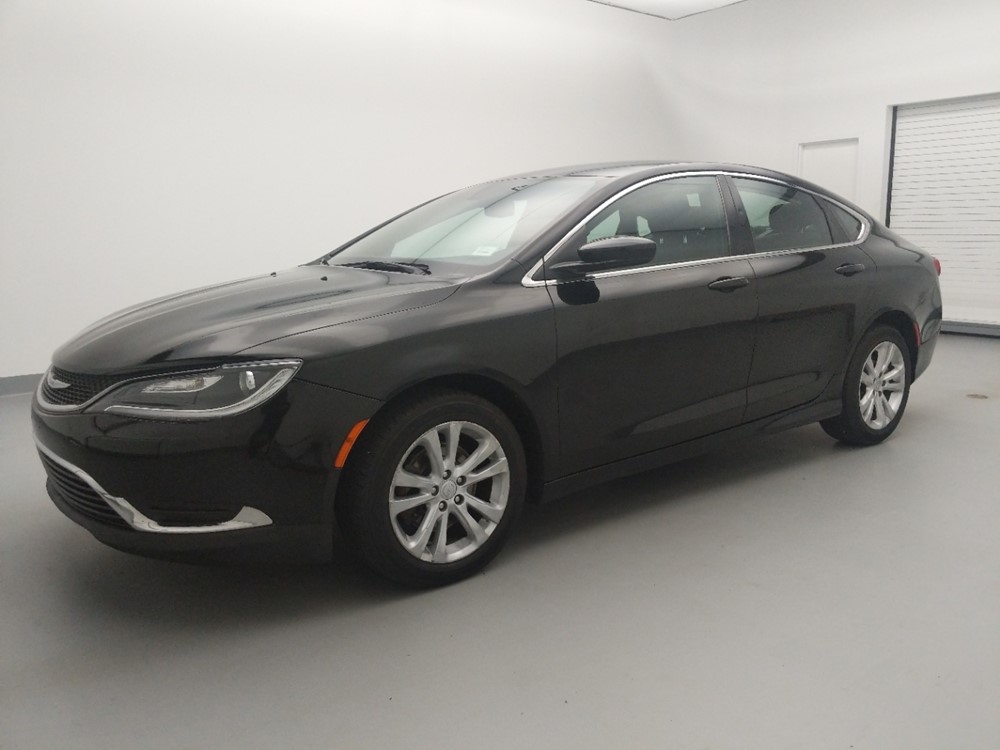 2016 Chrysler 200 - Driver Front Side