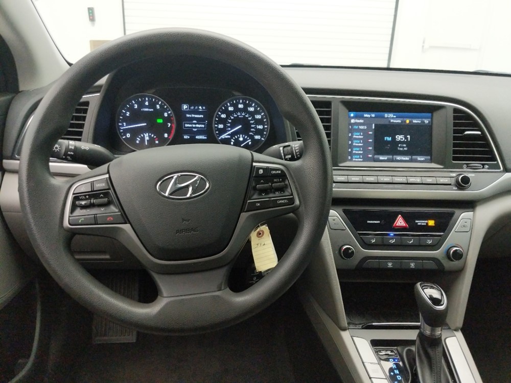 2018 Hyundai Elantra - Driver Dash