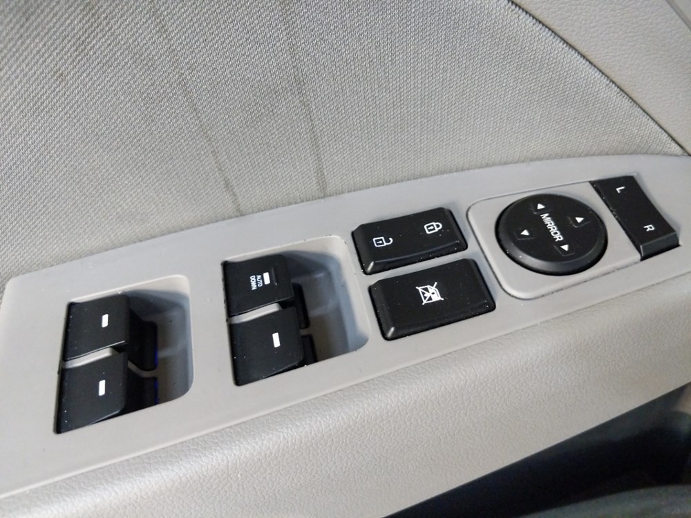 2018 Hyundai Elantra - Driver Power Windows/Lock Control