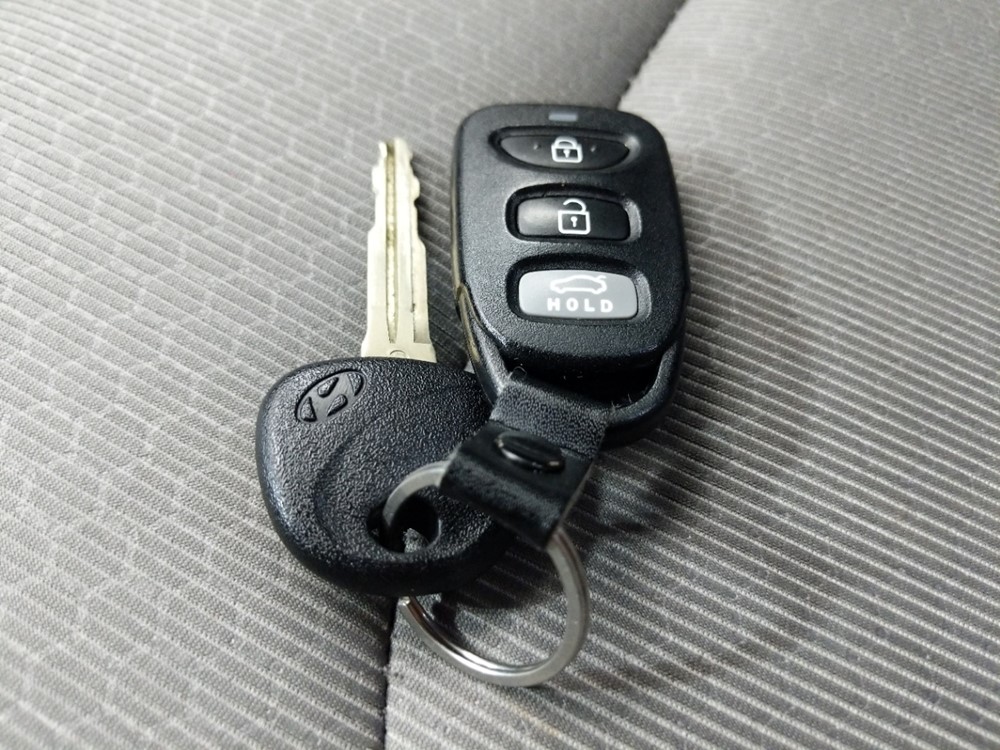 2018 Hyundai Elantra - Keys