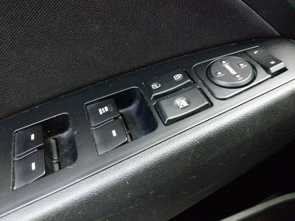 2018 Hyundai Elantra - Driver Power Windows/Lock Control
