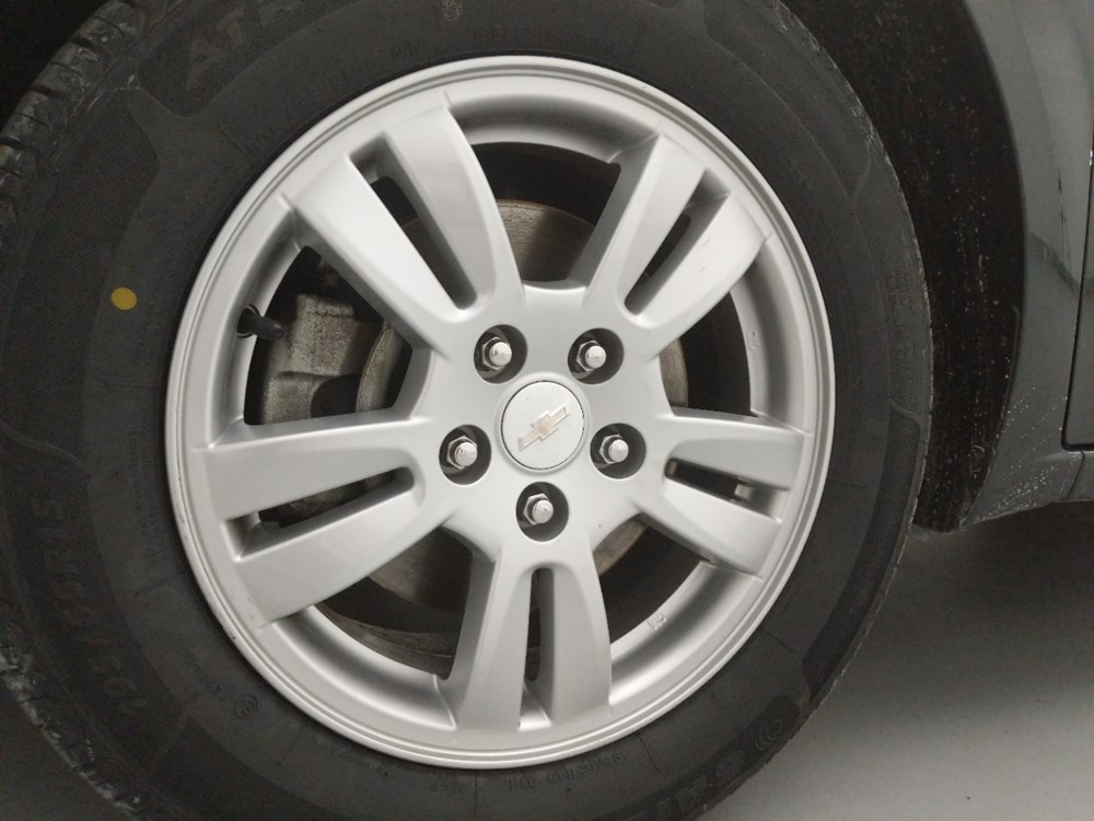 2016 Chevrolet Sonic - Wheel