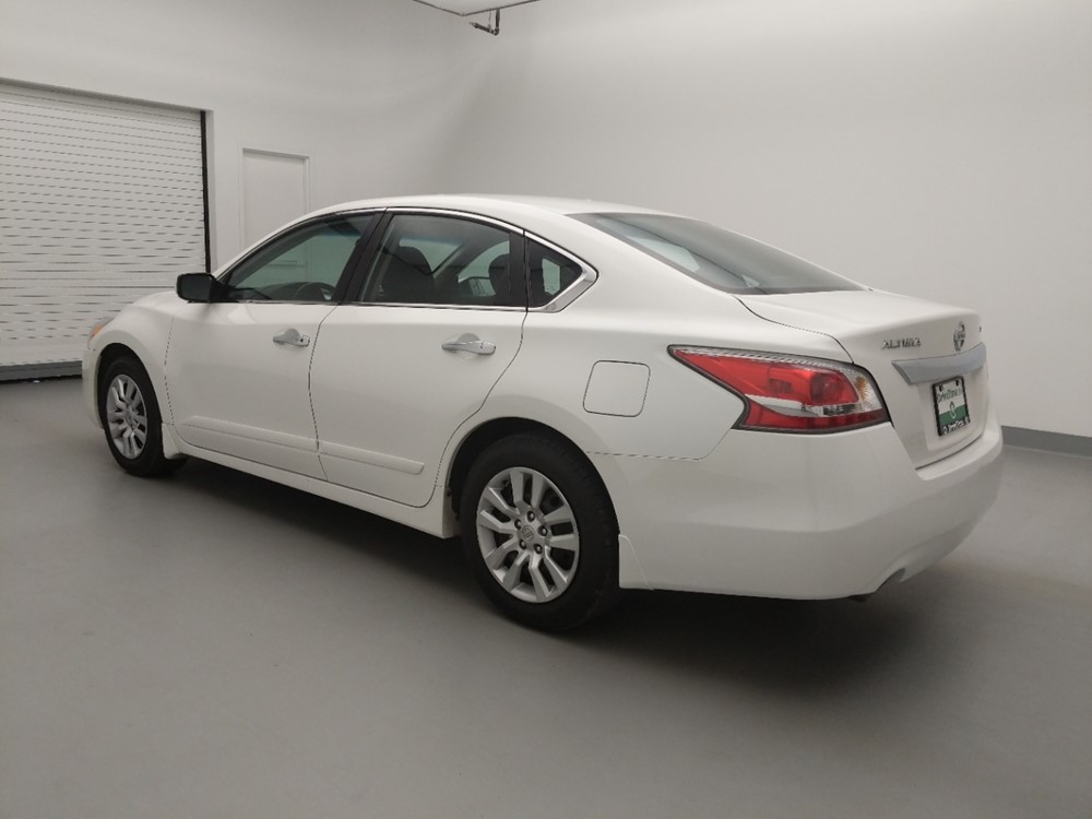 2015 Nissan Altima - Driver Rear Side