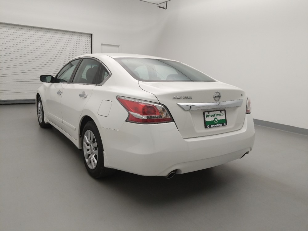 2015 Nissan Altima - Driver Rear Bumper
