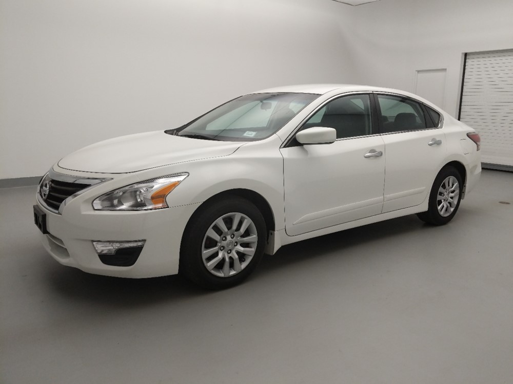 2015 Nissan Altima - Driver Front Side