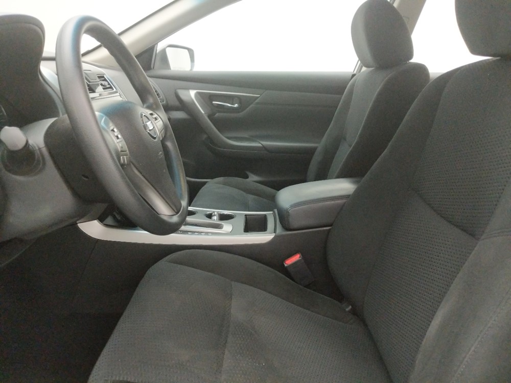 2015 Nissan Altima - Driver Front Seat