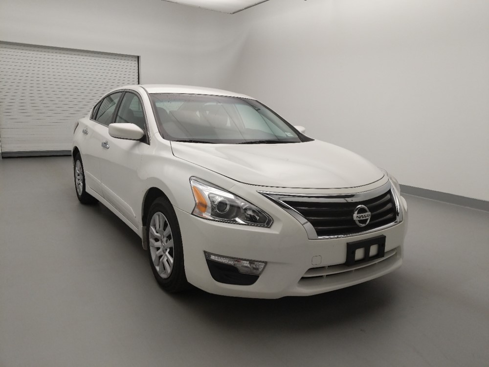 2015 Nissan Altima - Passenger Front Bumper