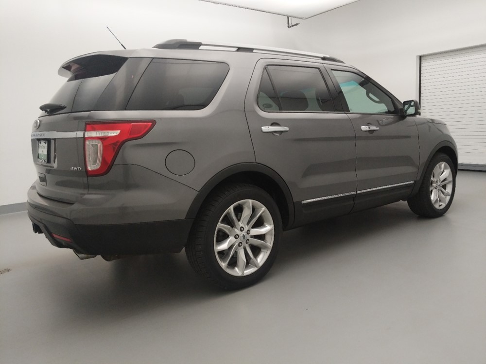 2011 Ford Explorer - Passenger Rear Side