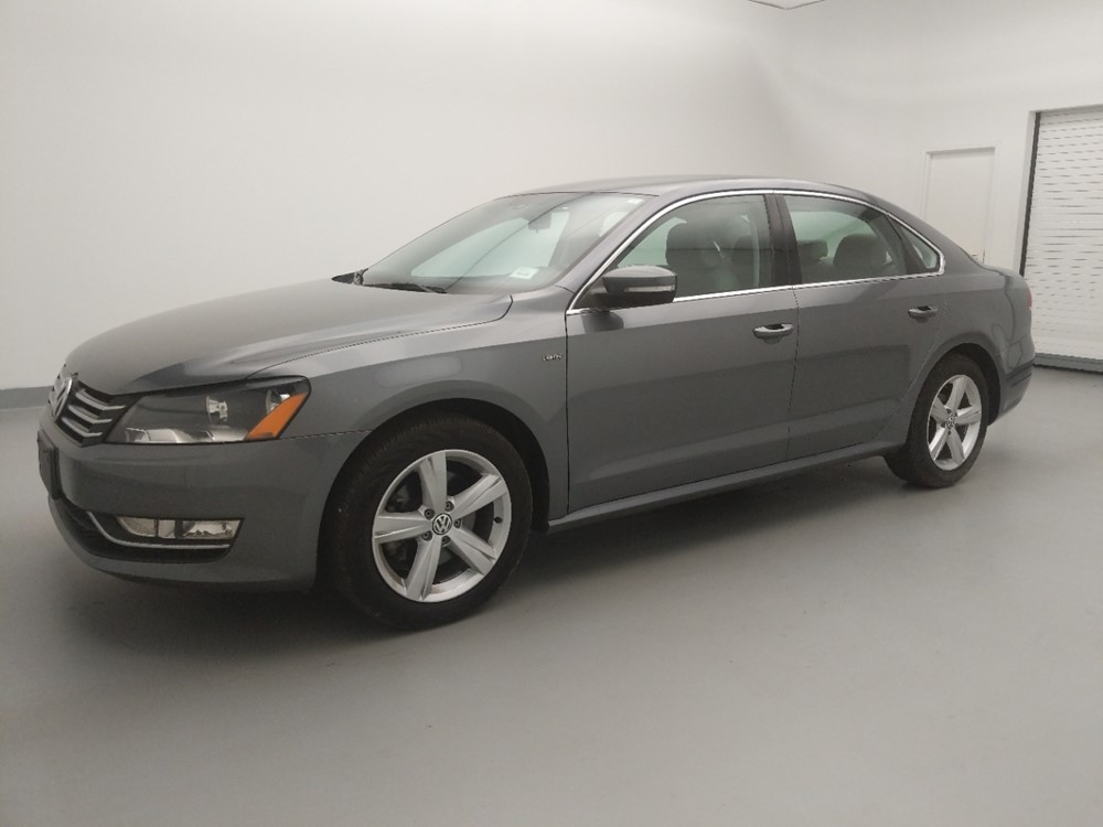 2015 Volkswagen Passat - Driver Front Side