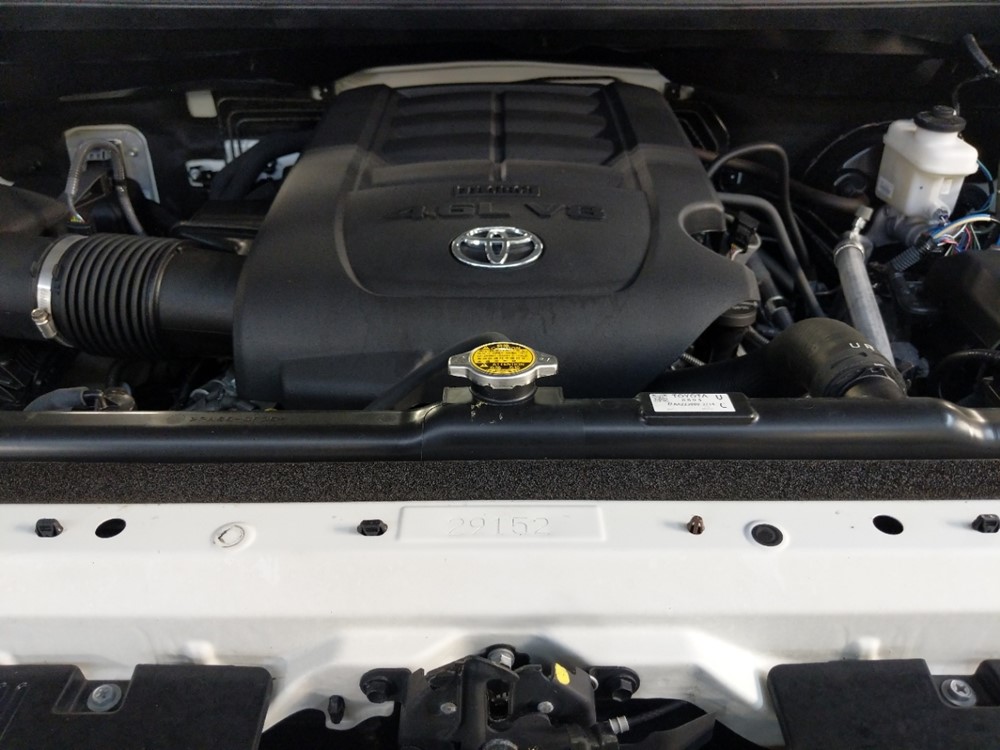 2016 Toyota Tundra - Engine
