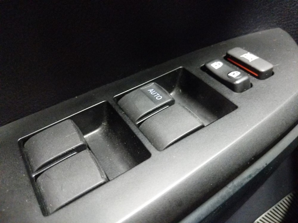 2016 Toyota Tundra - Driver Power Windows/Lock Control