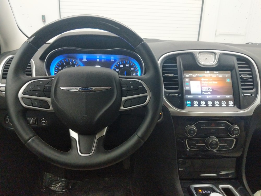 2018 Chrysler 300 - Driver Dash