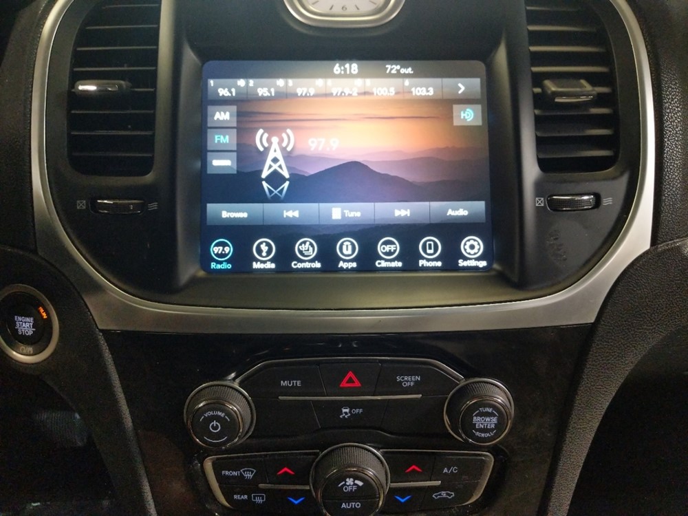 2018 Chrysler 300 - Stereo Package