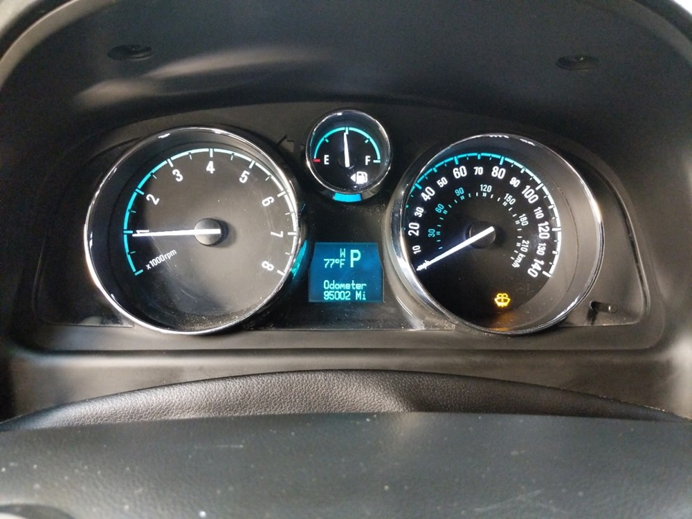 2014 Chevrolet Captiva - Odometer Close Up