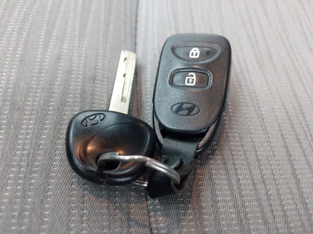 2017 Hyundai Accent - Keys