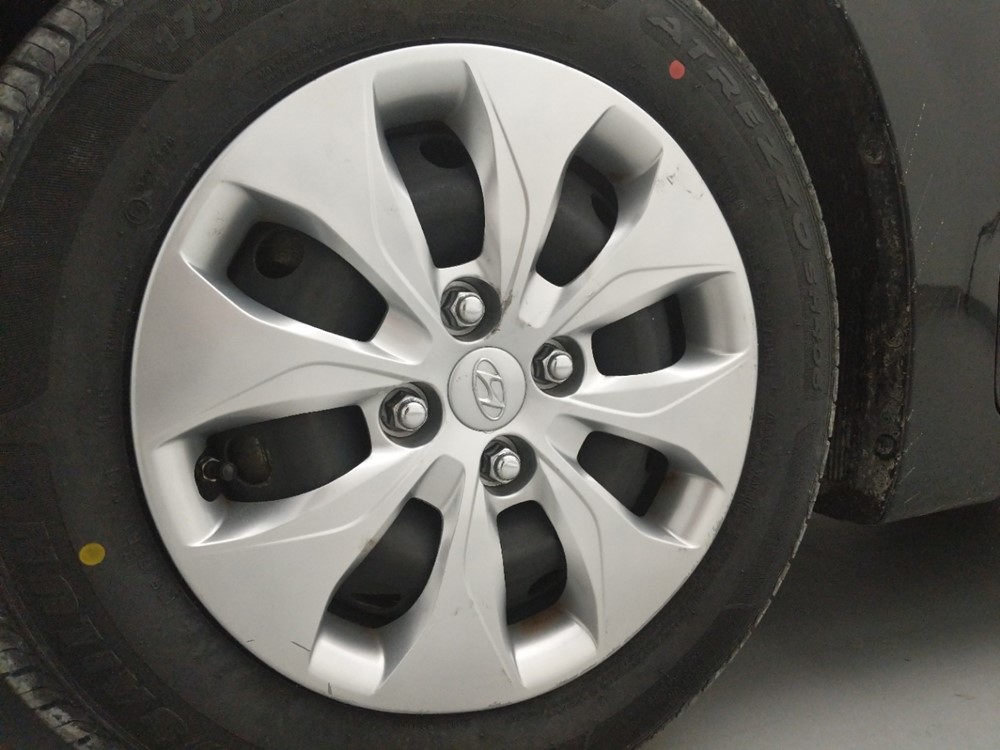 2017 Hyundai Accent - Wheel