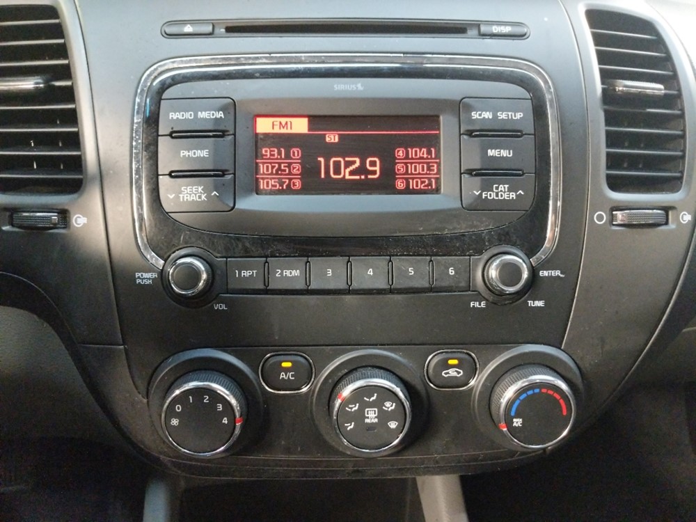 2017 Kia Forte - Stereo Package