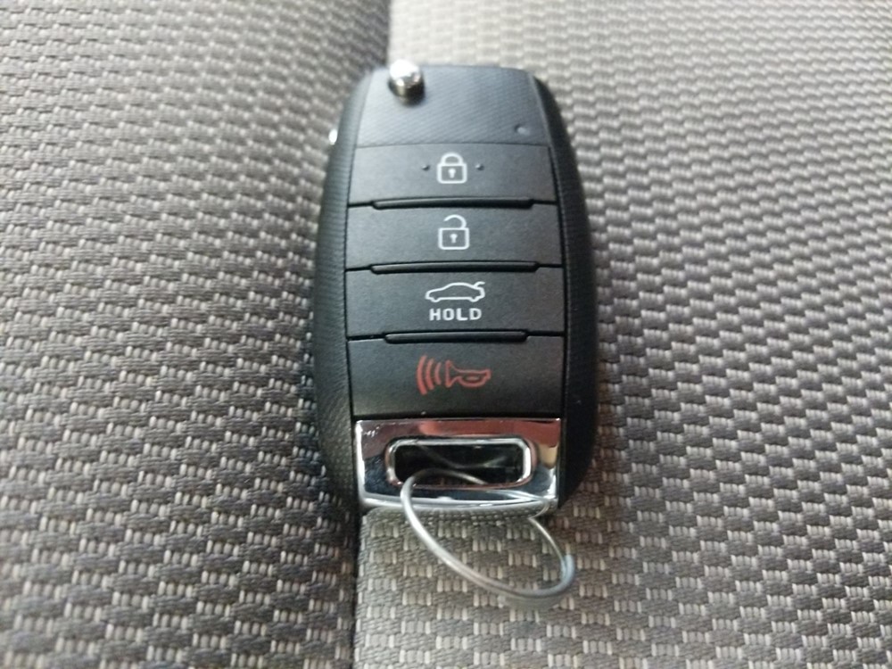 2017 Kia Forte - Keys