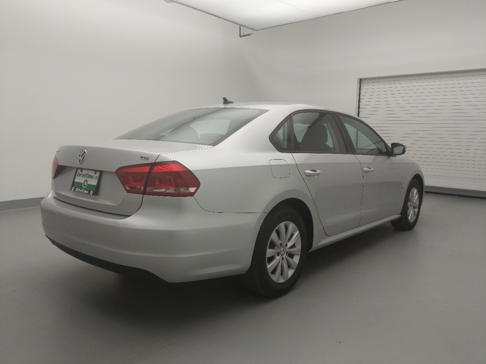 2015 Volkswagen Passat - Passenger Rear Bumper