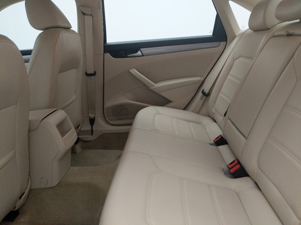 2015 Volkswagen Passat - Driver Rear Seat