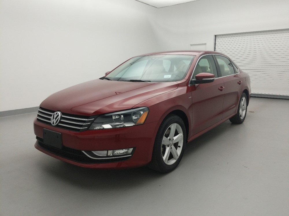 2015 Volkswagen Passat - Driver Front Bumper