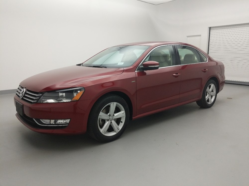 2015 Volkswagen Passat - Driver Front Side