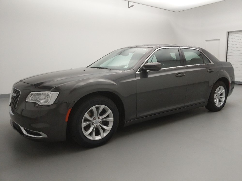 2016 Chrysler 300 - Driver Front Side
