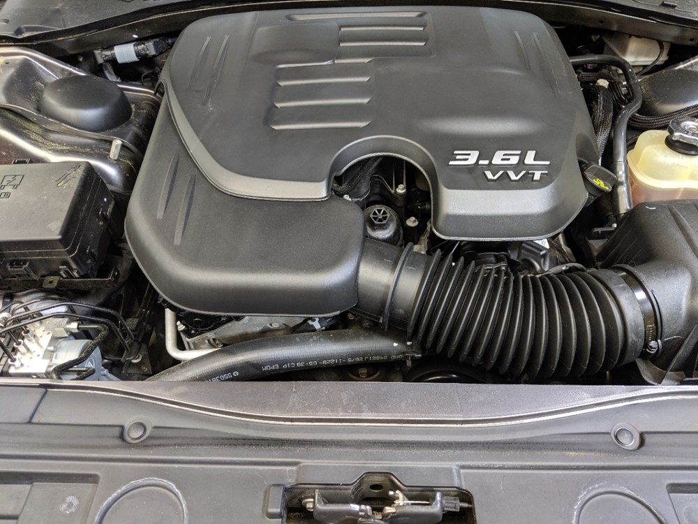 2016 Chrysler 300 - Engine