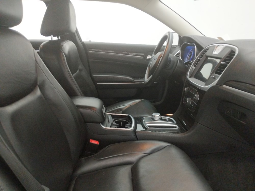 2016 Chrysler 300 - Passenger Front Seat