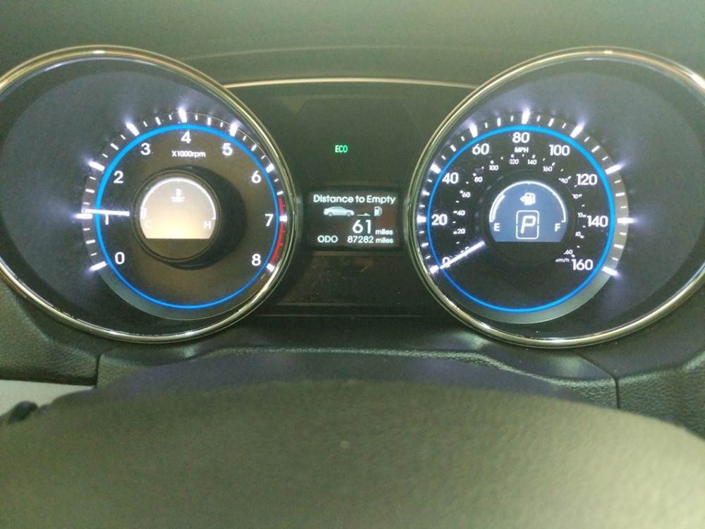 2013 Hyundai Sonata - Odometer Close Up