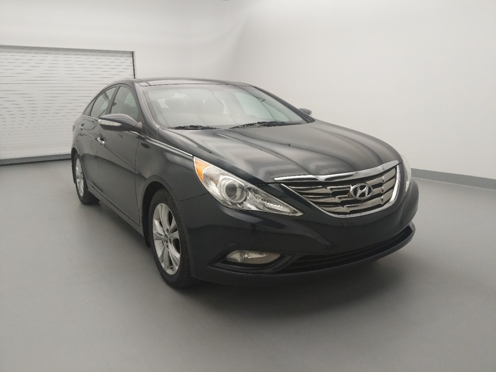2013 Hyundai Sonata - Passenger Front Bumper