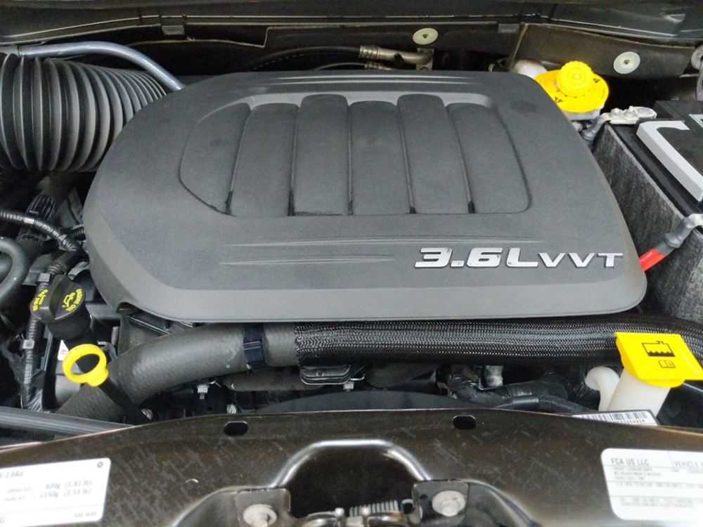 2016 Chrysler Town and Country - Engine