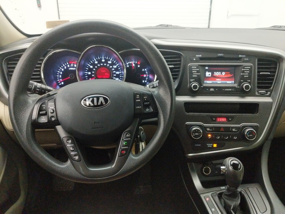 2013 Kia Optima - Driver Dash