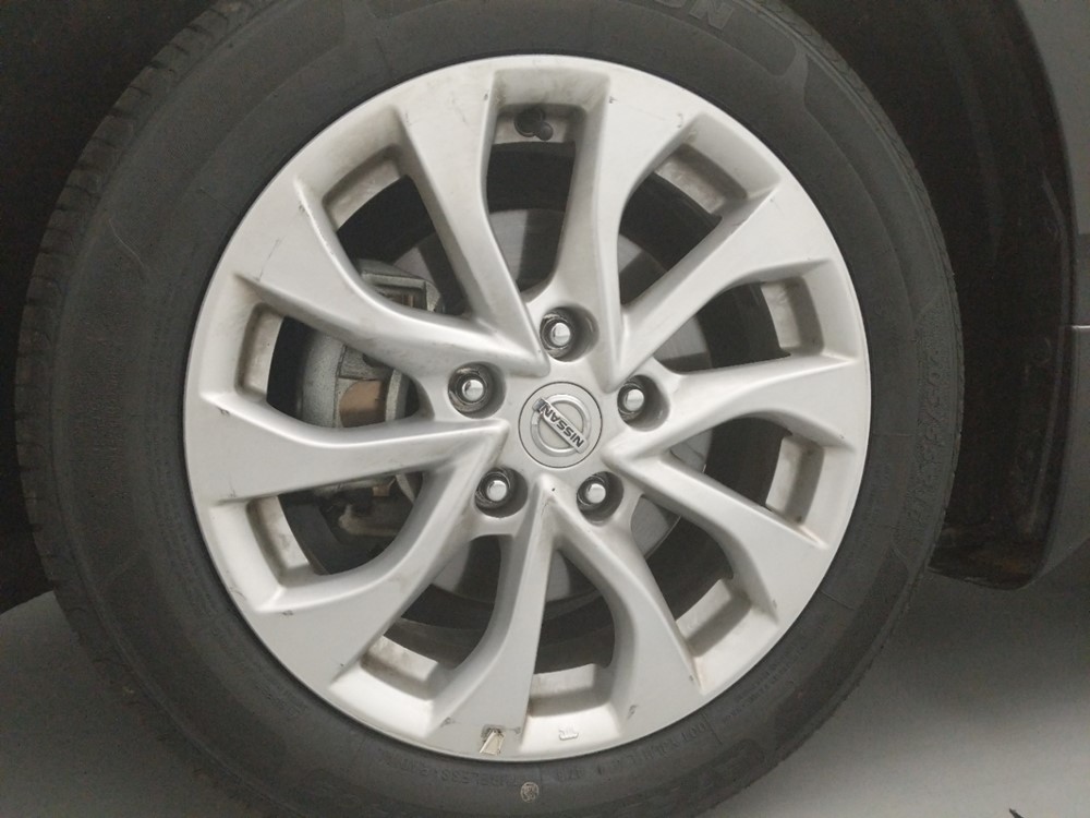2018 Nissan Sentra - Wheel
