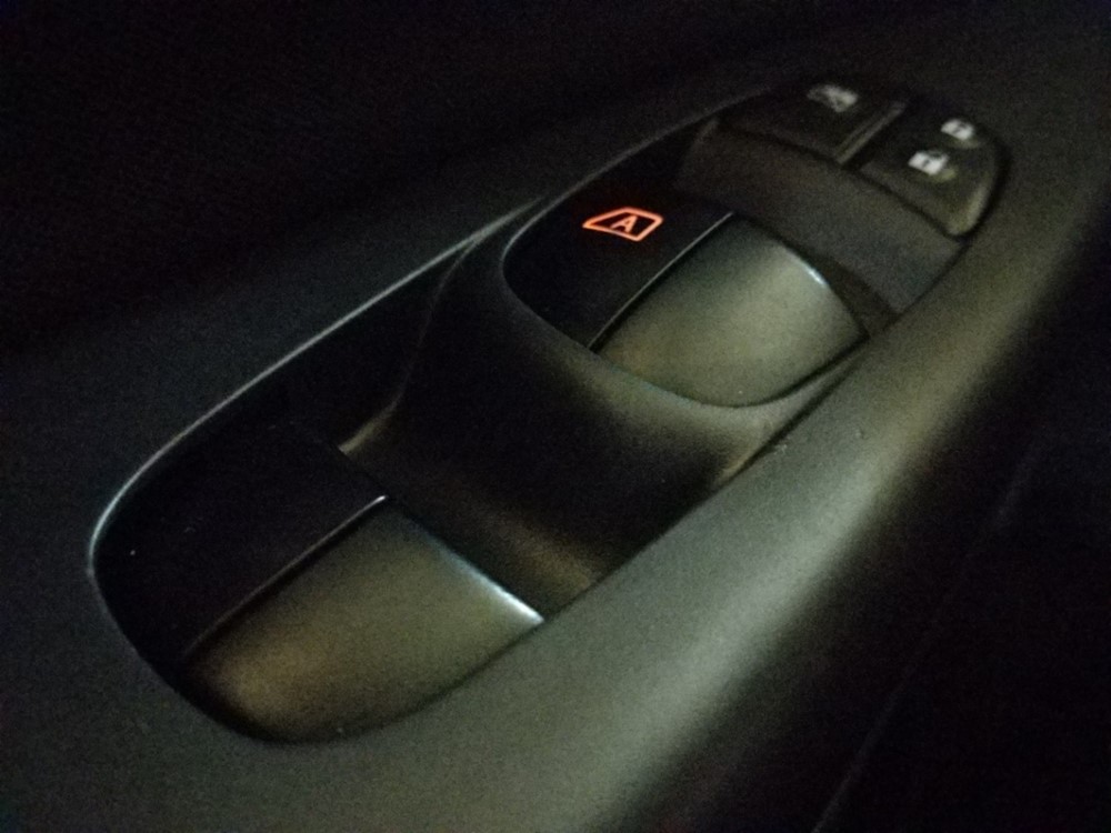 2018 Nissan Sentra - Driver Power Windows/Lock Control