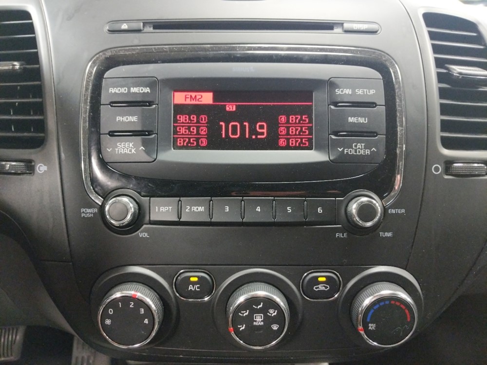 2017 Kia Forte - Stereo Package