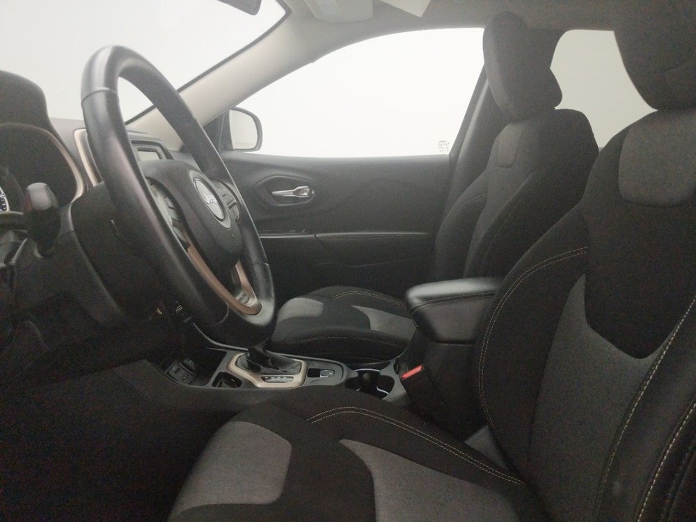 2014 Jeep Cherokee - Driver Front Seat