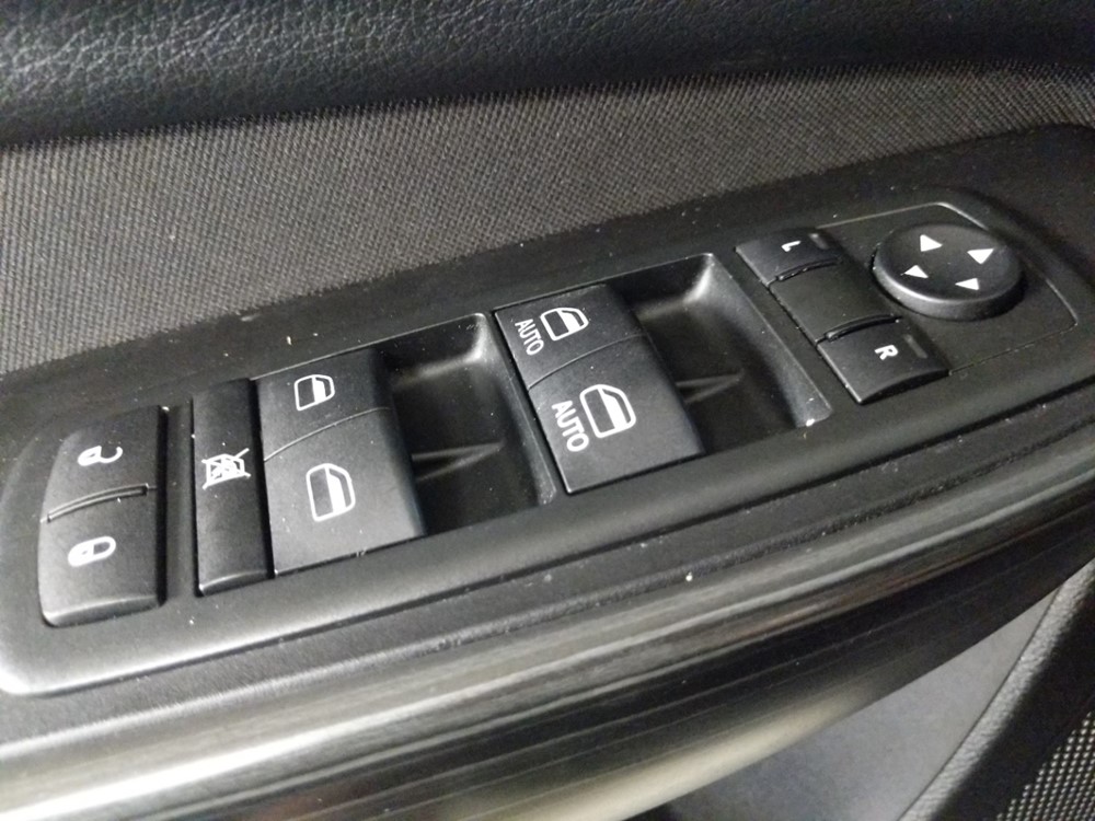 2014 Jeep Cherokee - Driver Power Windows/Lock Control