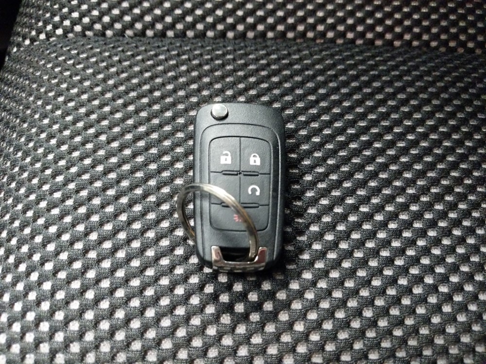 2016 GMC Terrain - Keys