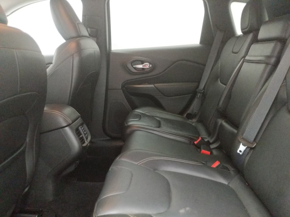 2016 Jeep Cherokee - Driver Rear Seat